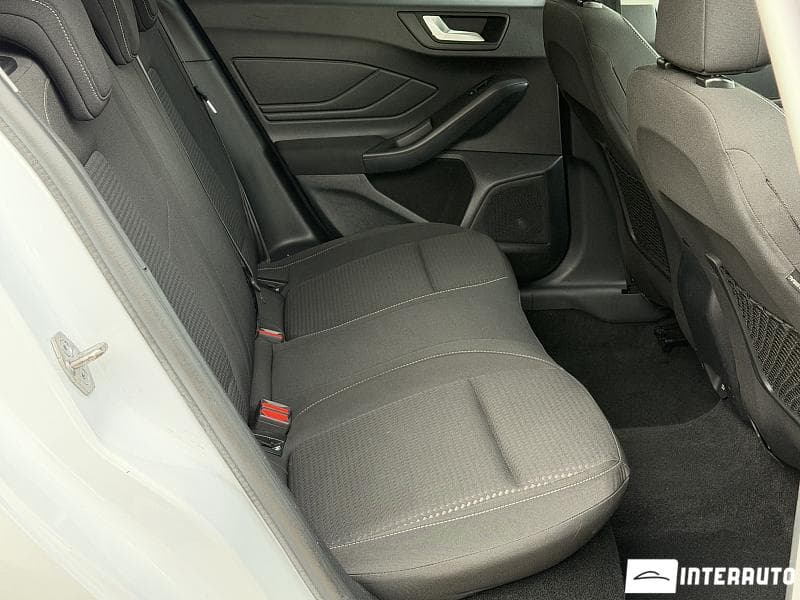 2019 Ford Focus — Miniatură 18