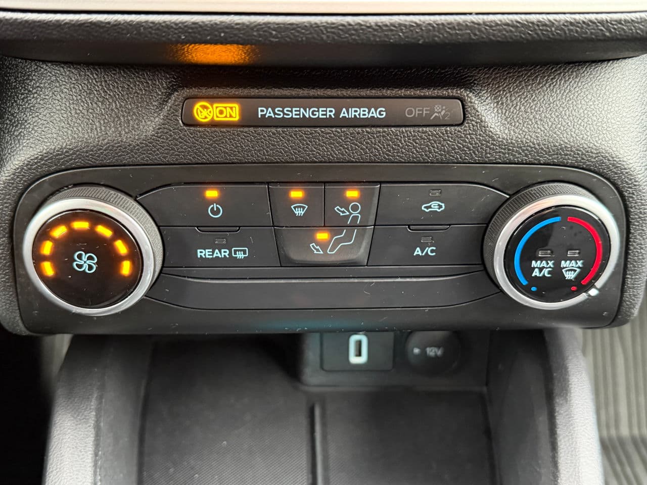 2019 Ford Focus — Miniatură 14