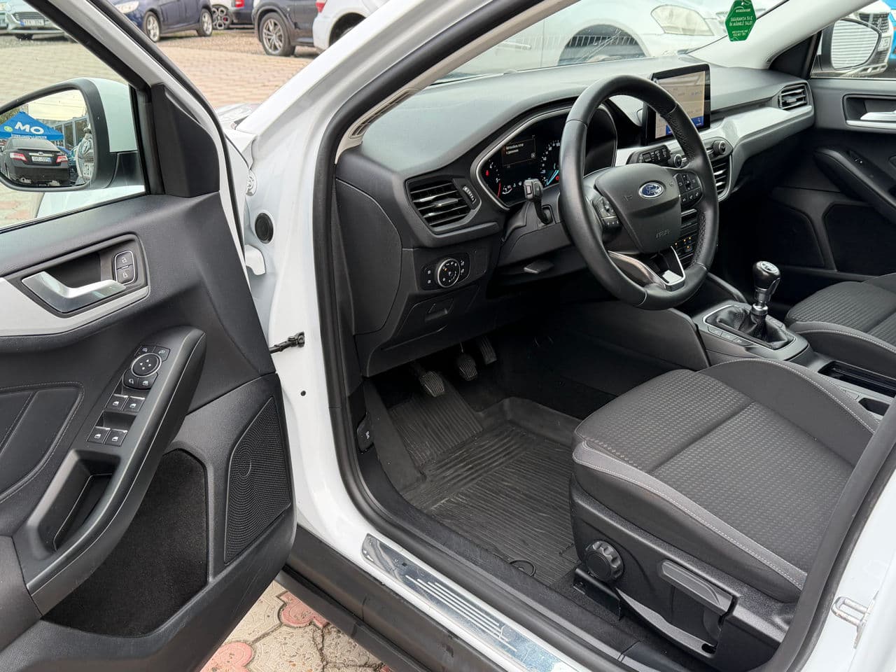 2019 Ford Focus — Miniatură 5
