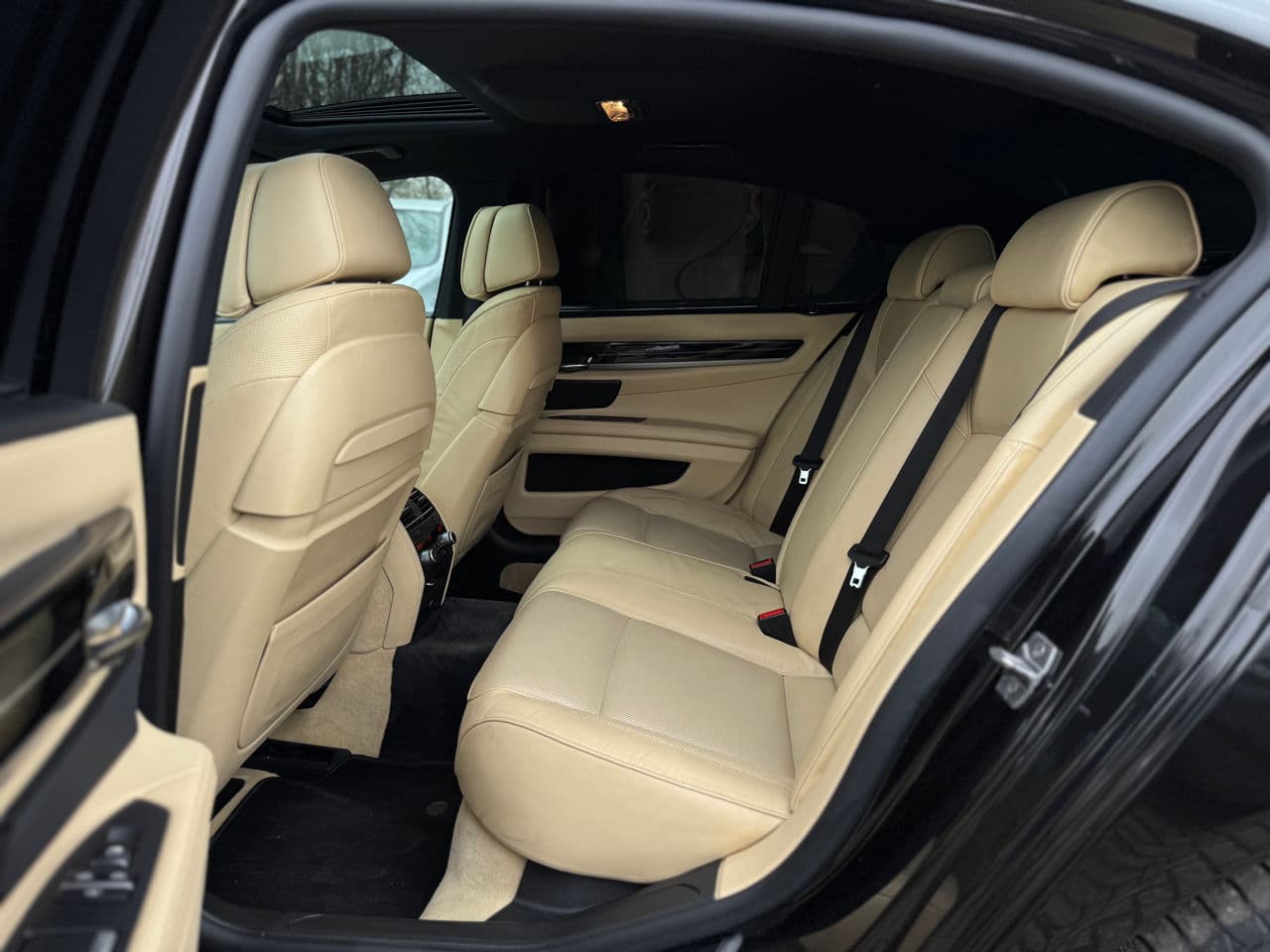 BMW 730 2012 — Миниатюра 22