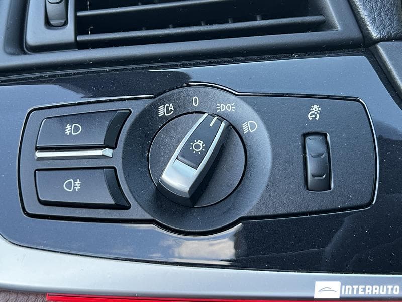 2013 BMW 520 — Miniatură 11