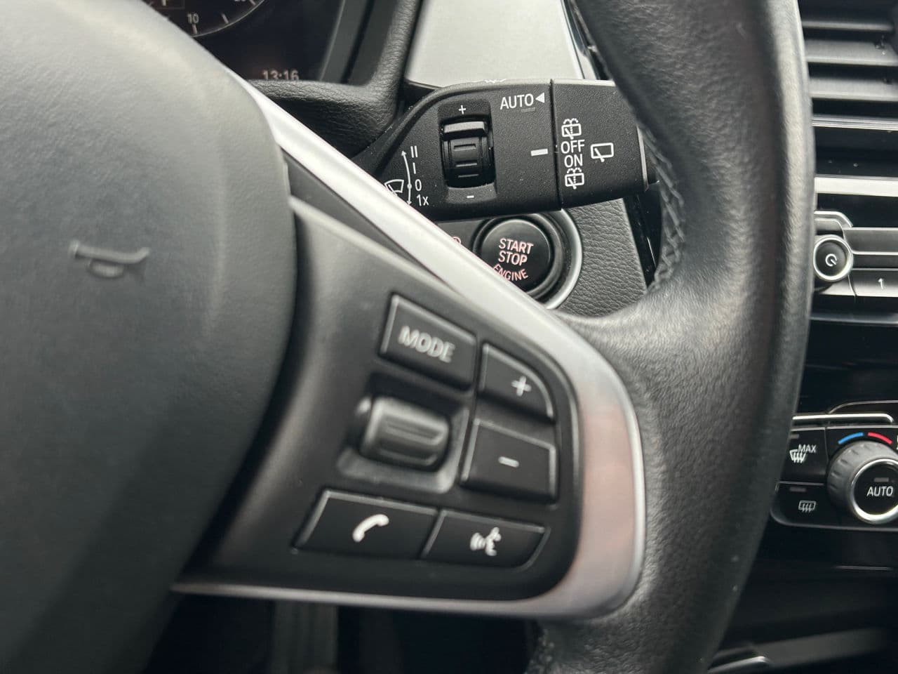 2019 BMW X1 1.6D — Miniatură 10