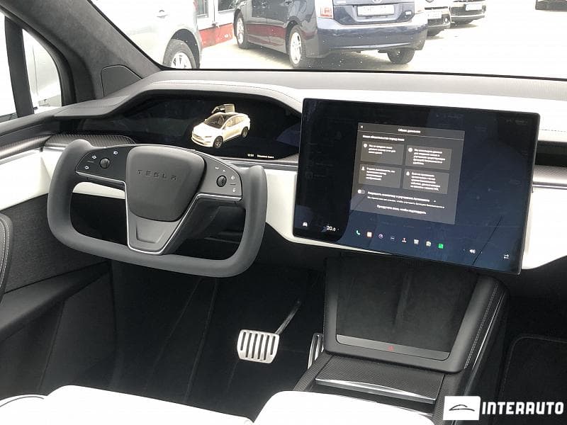 Tesla Model X Plaid 2023 — Миниатюра 11