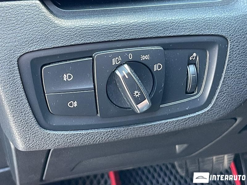 BMW X1 1.6D 2018 — Миниатюра 7