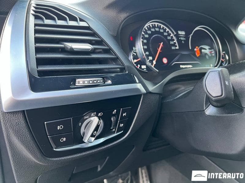 2019 BMW X4 2.0D — Miniatură 7