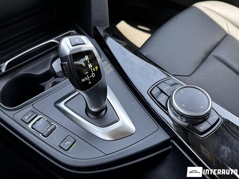 BMW 320 2015 — Миниатюра 14