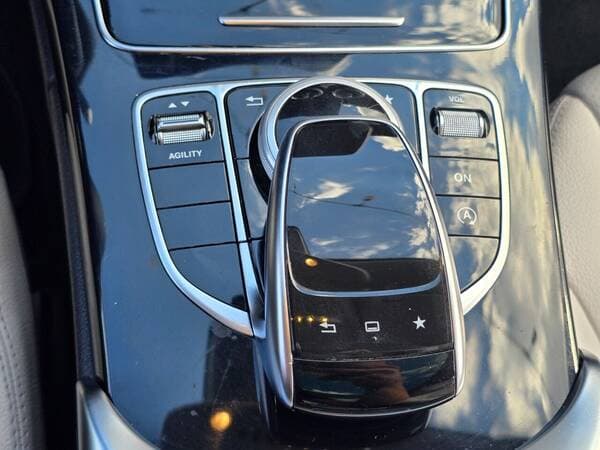 2014 Mercedes C 300 — Miniatură 13