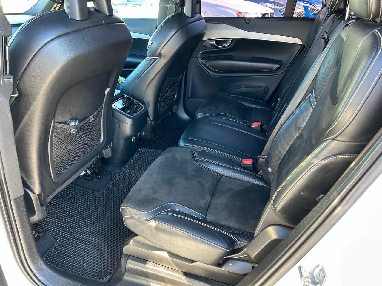 Volvo XC 90 2017 — Миниатюра 19