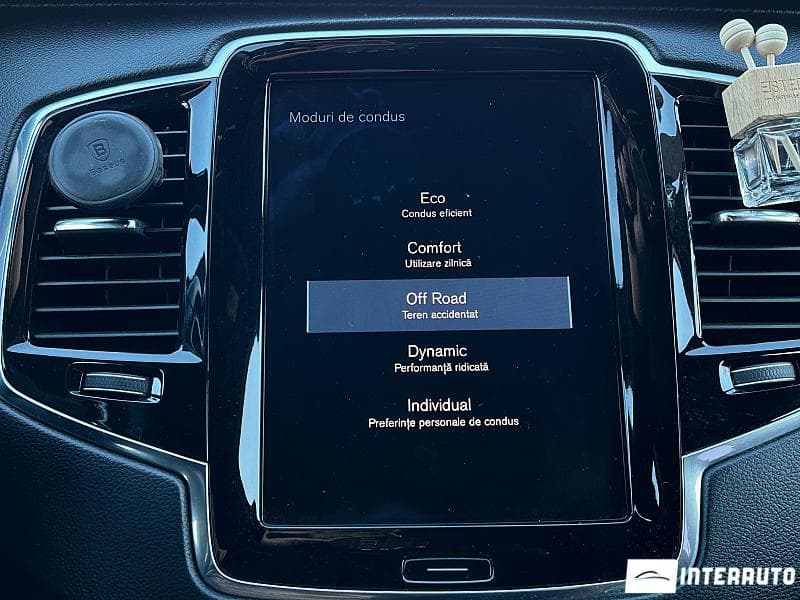 Volvo XC 90 2017 — Миниатюра 16