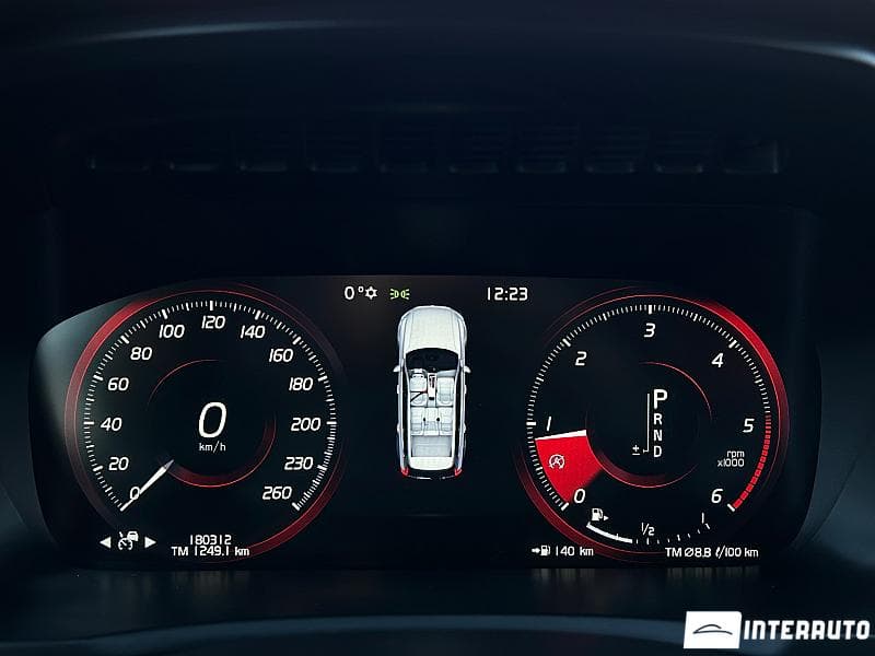 Volvo XC 90 2017 — Миниатюра 13