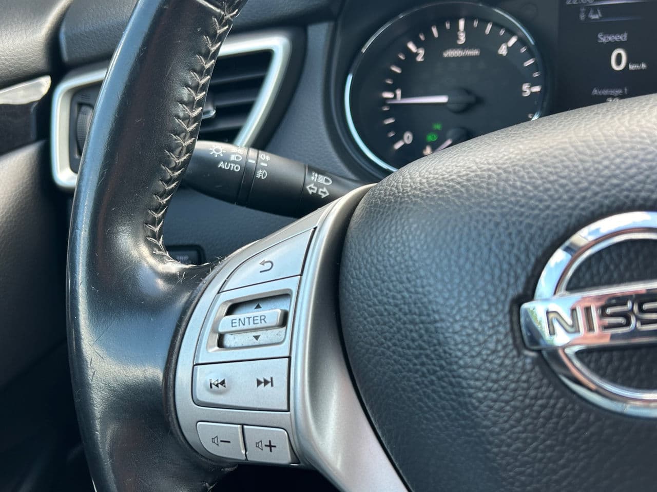 Nissan Qashqai 2015 — Миниатюра 9