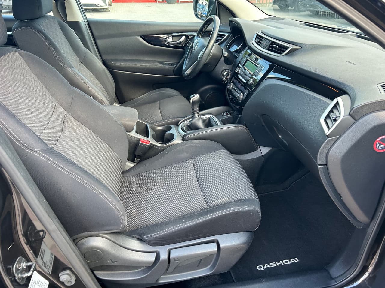 Nissan Qashqai 2015 — Миниатюра 14