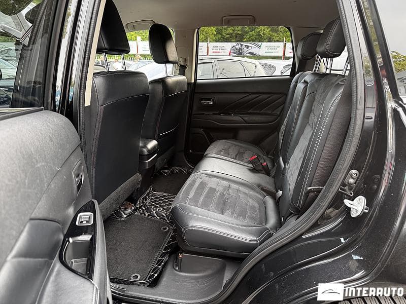 2015 Mitsubishi Outlander — Miniatură 7