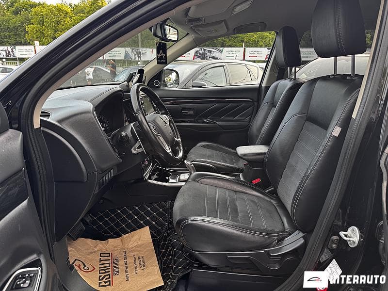 2015 Mitsubishi Outlander — Miniatură 5