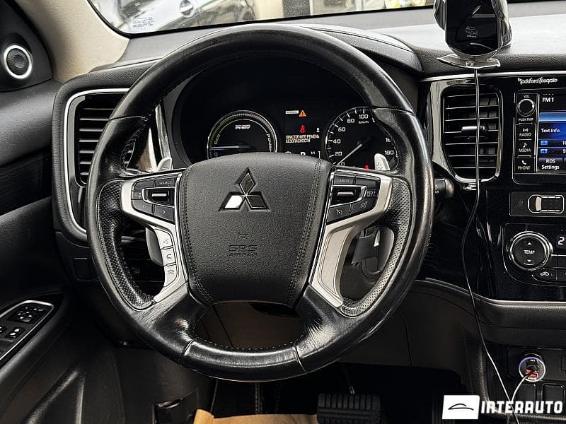 2015 Mitsubishi Outlander — Miniatură 11