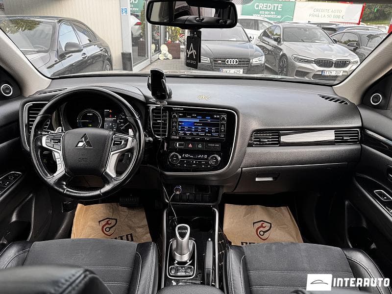 2015 Mitsubishi Outlander — Miniatură 9