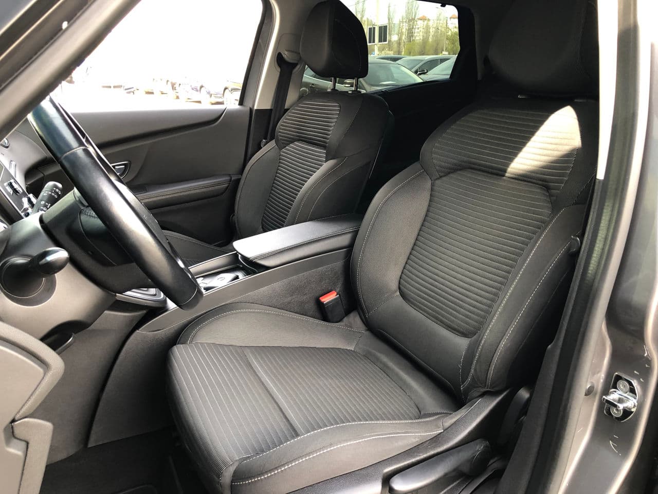 Renault Scenic 2017 — Миниатюра 5