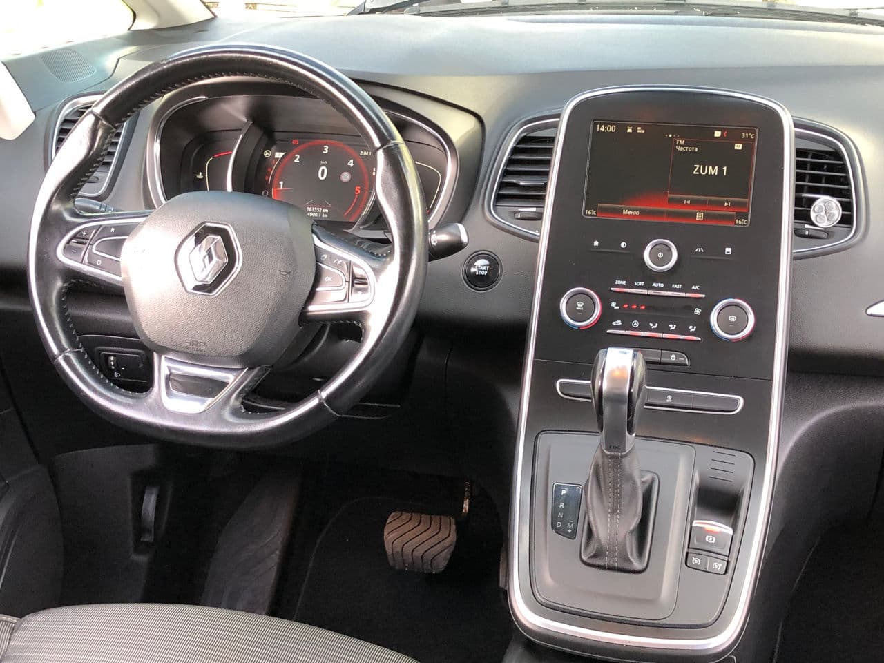 Renault Scenic 2017 — Миниатюра 10