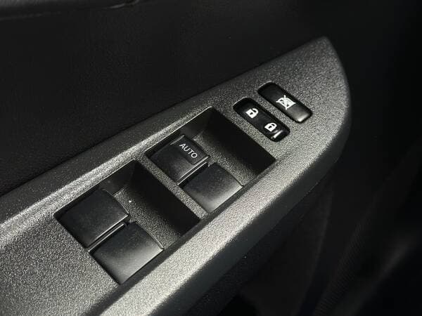Toyota Verso S 2011 — Миниатюра 15