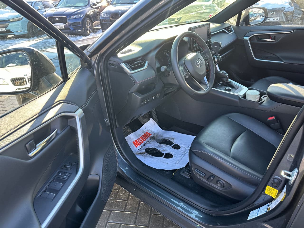 Toyota Rav-4 2022 — Миниатюра 5