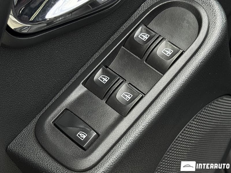 Dacia Duster 2016 — Миниатюра 17