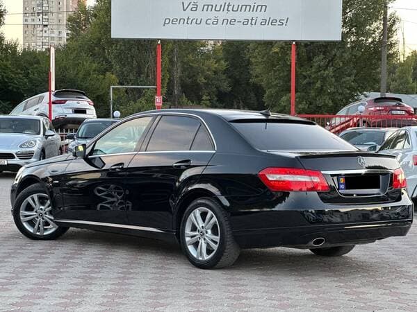 2012 Mercedes E 200 — Miniatură 4