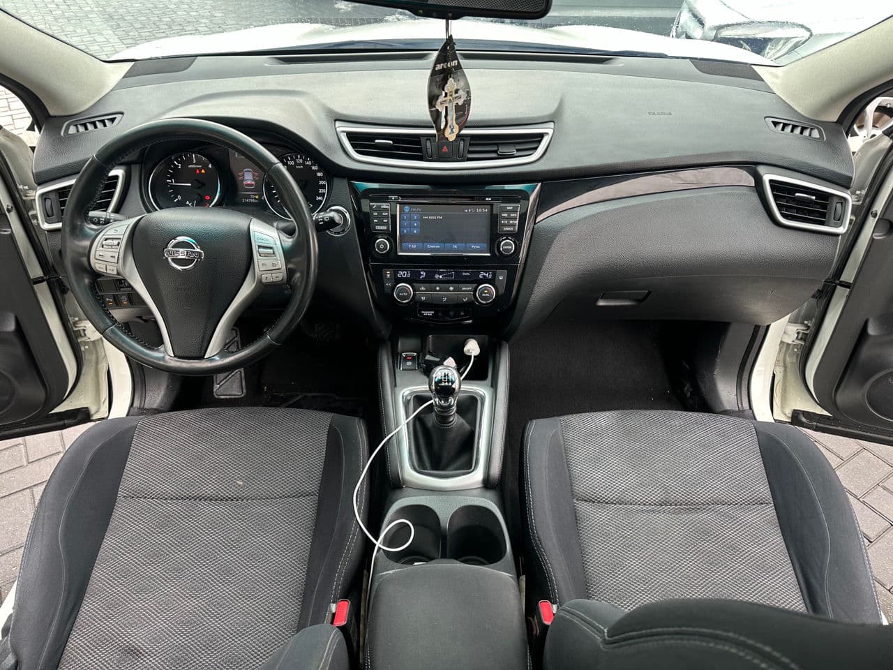 Nissan Qashqai 2015 — Миниатюра 7