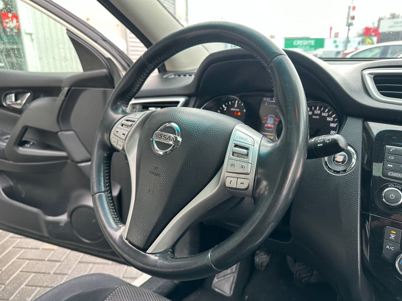 Nissan Qashqai 2015 — Миниатюра 8