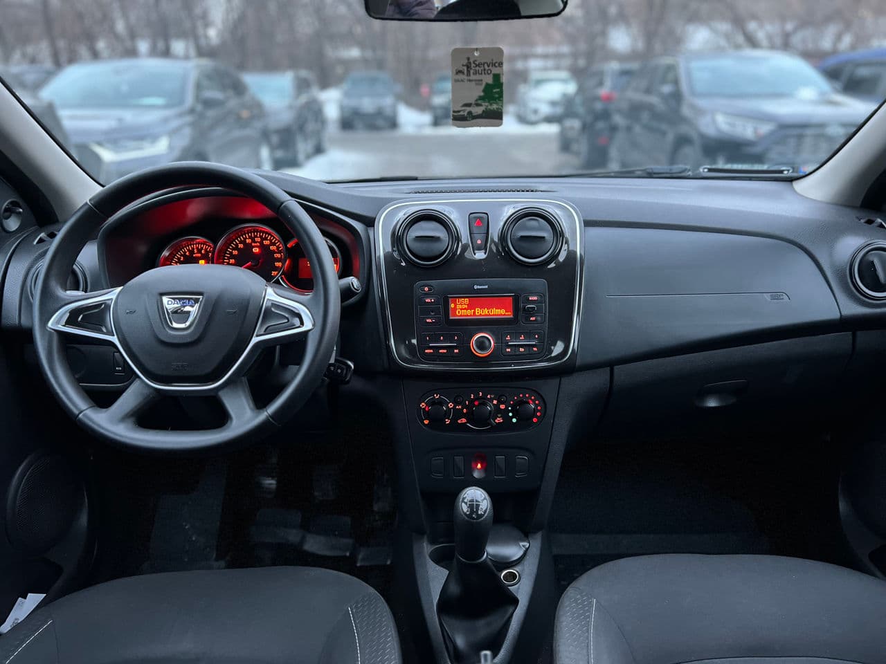 Dacia Logan 2018 — Миниатюра 11