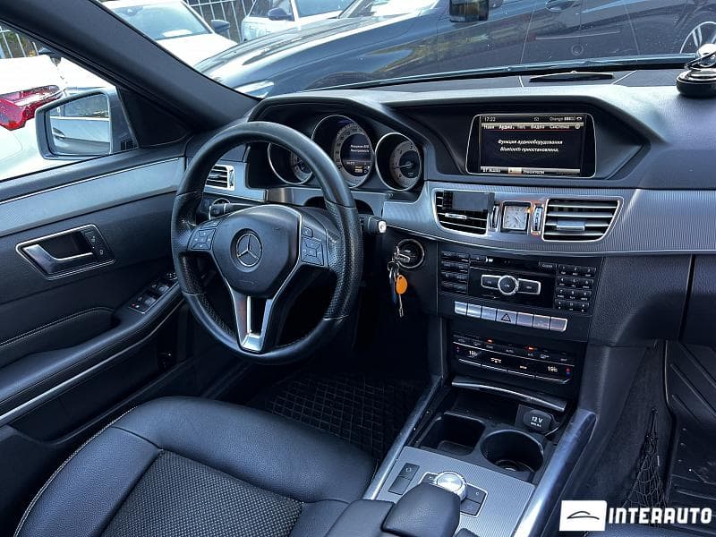 Mercedes E 300h 2015 — Миниатюра 6