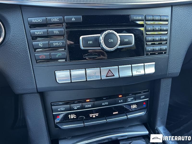 Mercedes E 300h 2015 — Миниатюра 12
