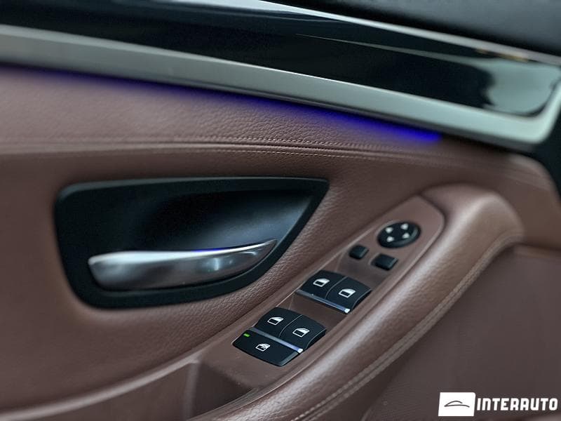 BMW 520 2015 — Миниатюра 5