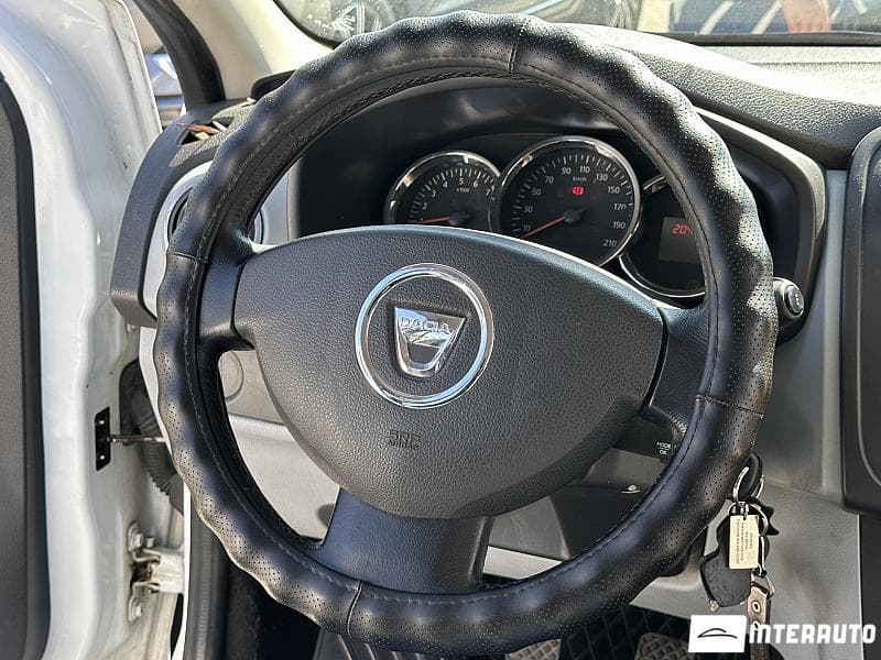 Dacia Logan MCV 2014 — Миниатюра 7