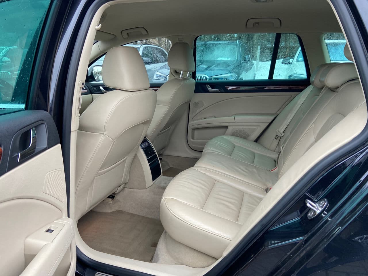 Skoda Superb 2011 — Миниатюра 17