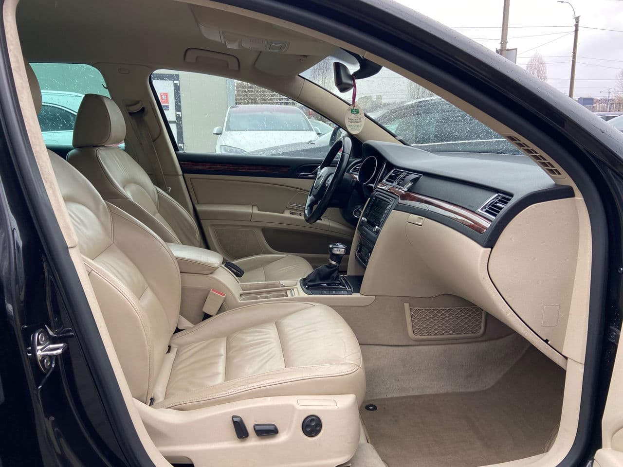 Skoda Superb 2011 — Миниатюра 19