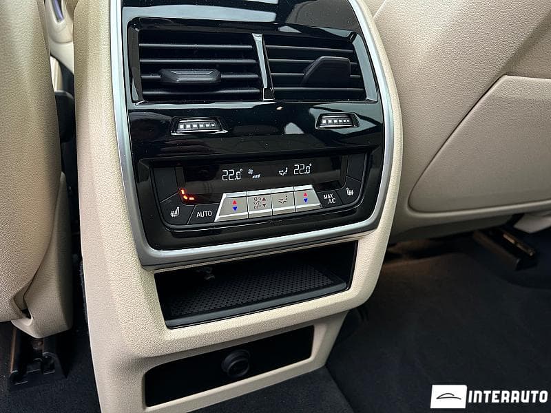 2021 BMW X5 4.5e — Miniatură 23