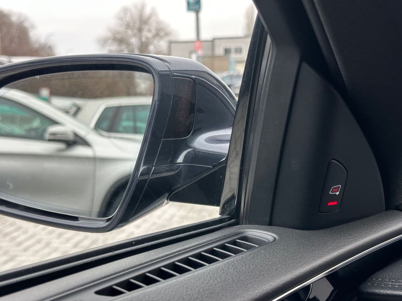 Audi A8 2014 — Миниатюра 21