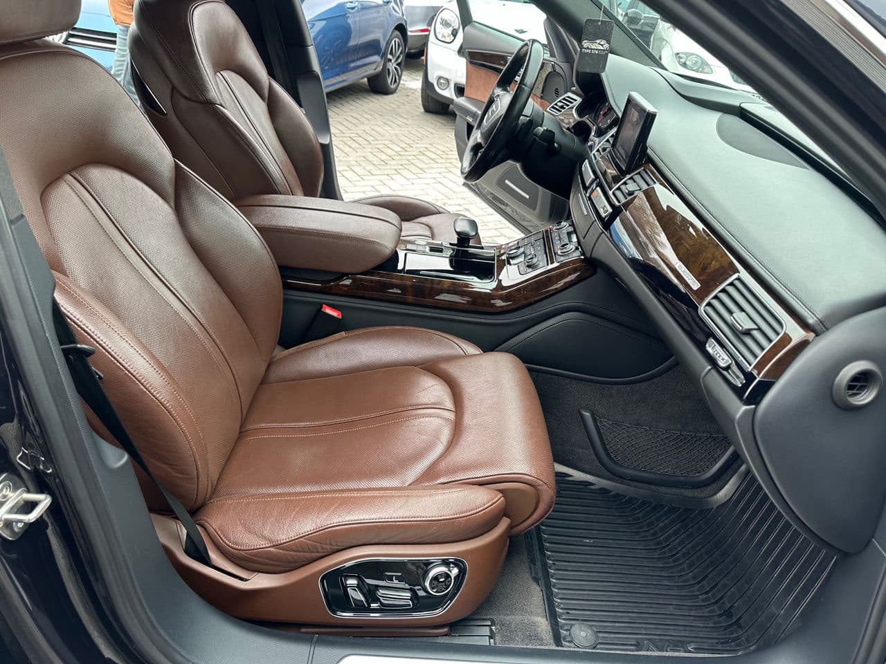 Audi A8 2014 — Миниатюра 6