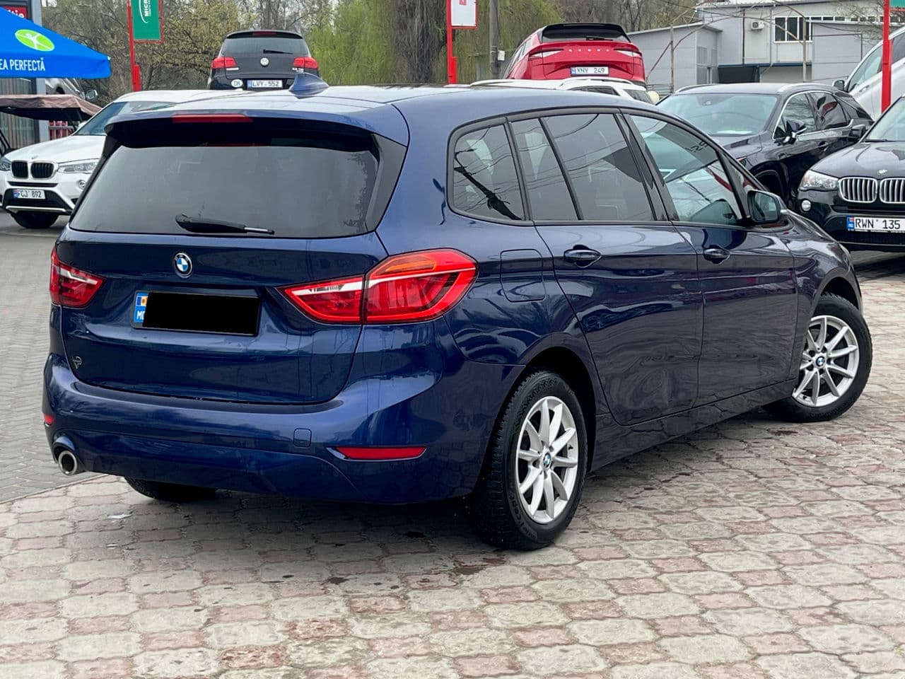 BMW 216d 2018 — Миниатюра 2