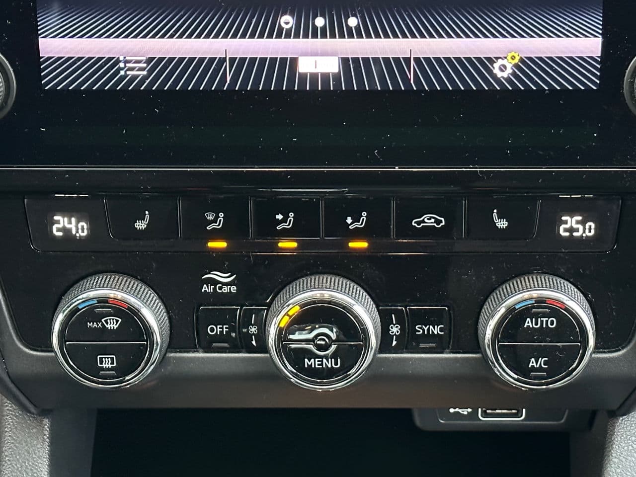 Skoda Octavia 2018 — Миниатюра 12