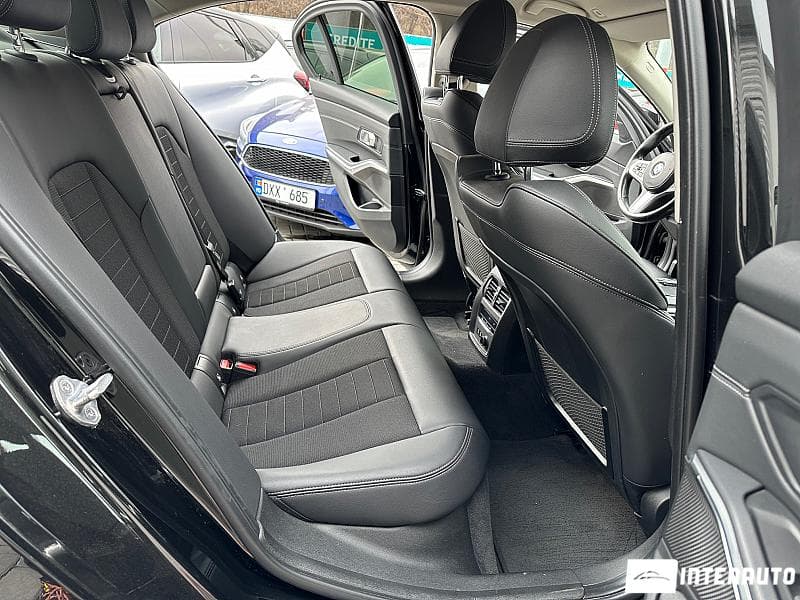 BMW 318 2019 — Миниатюра 17