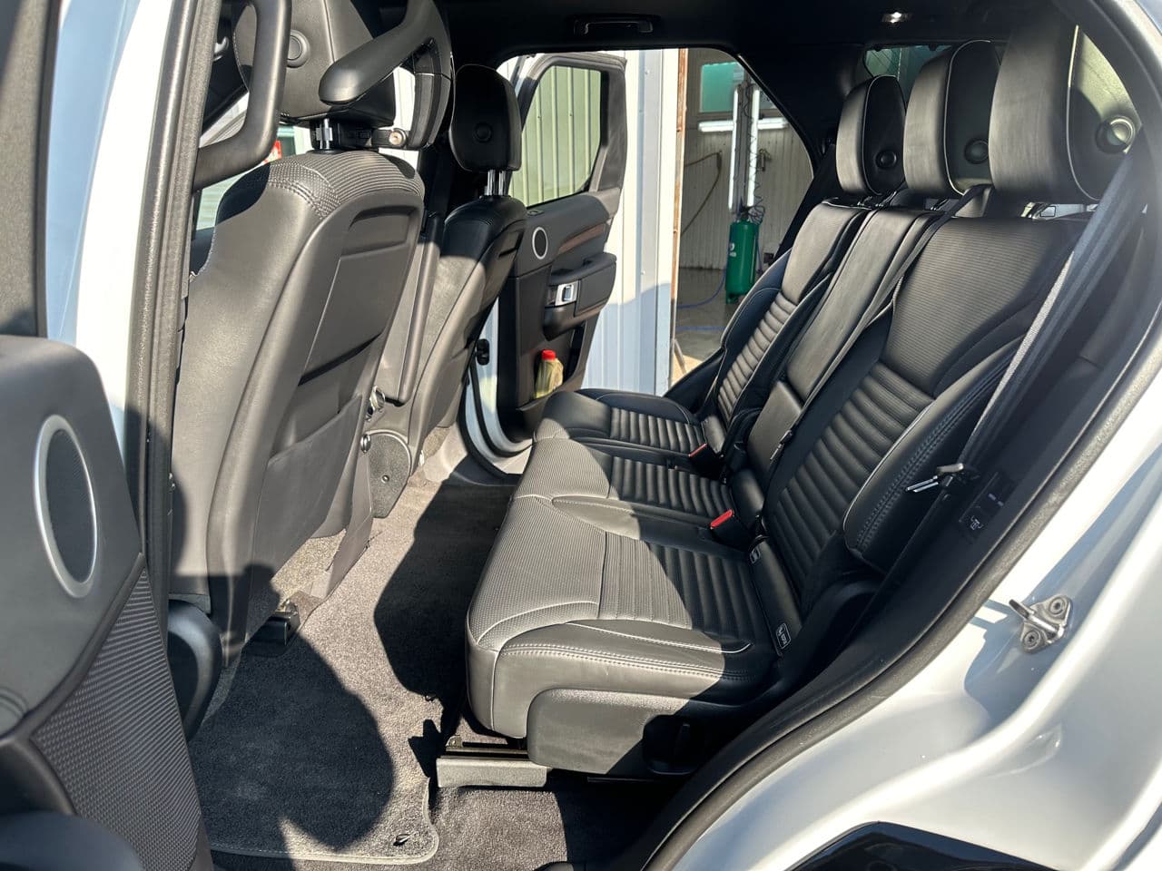 Land Rover Discovery 2017 — Миниатюра 19