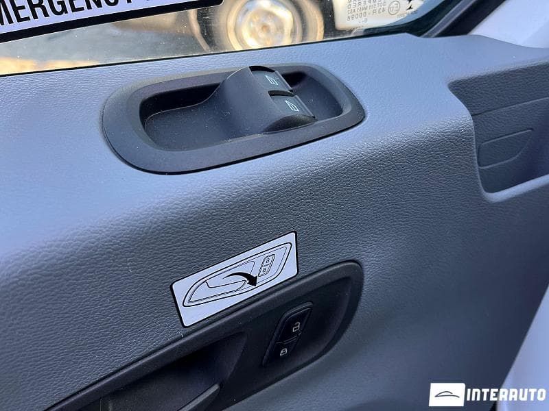 Ford Transit 2016 — Миниатюра 15