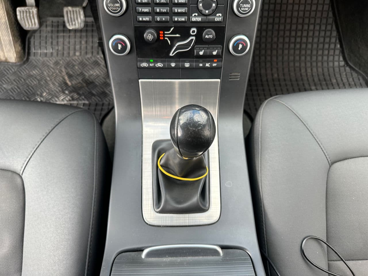 Volvo V 70 2008 — Миниатюра 11
