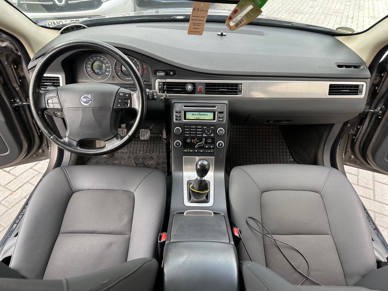 Volvo V 70 2008 — Миниатюра 7