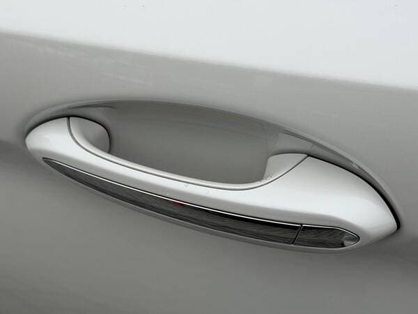BMW 520 2017 — Миниатюра 5