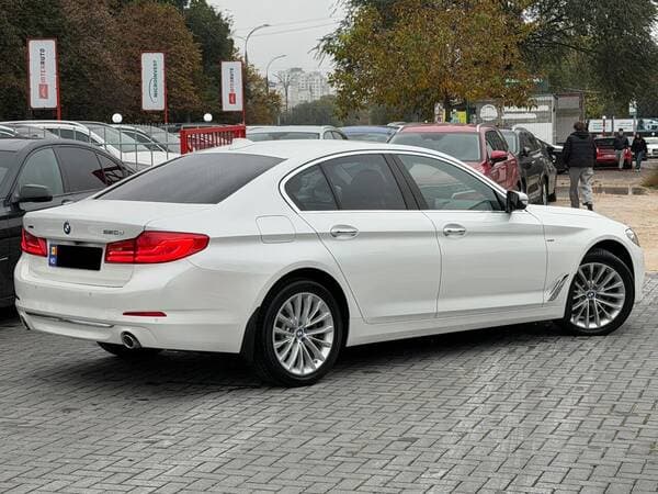 BMW 520 2017 — Миниатюра 3