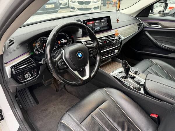 BMW 520 2017 — Миниатюра 6