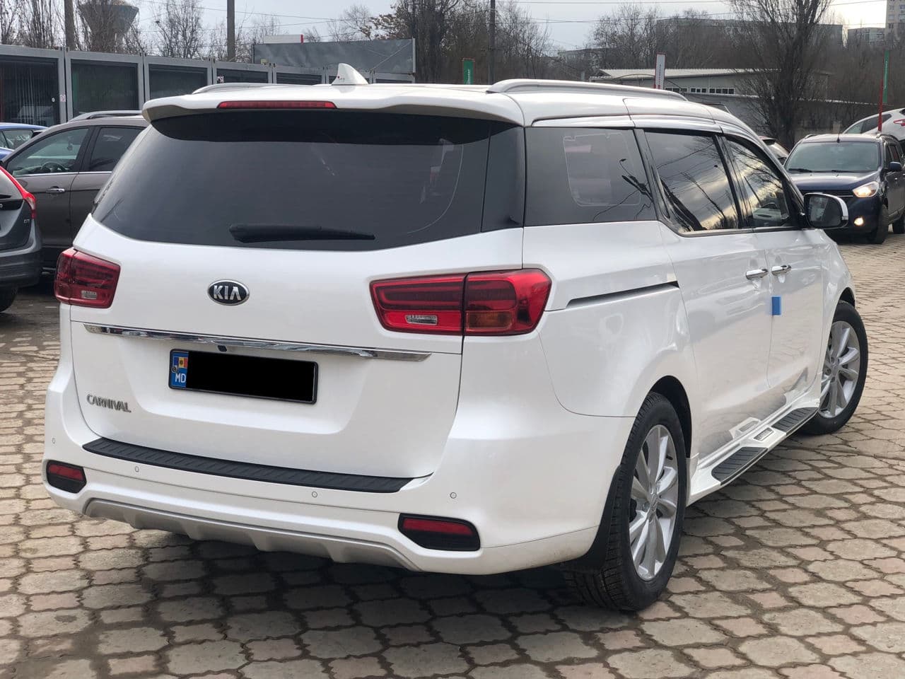 Kia Carnival 2019 — Миниатюра 3
