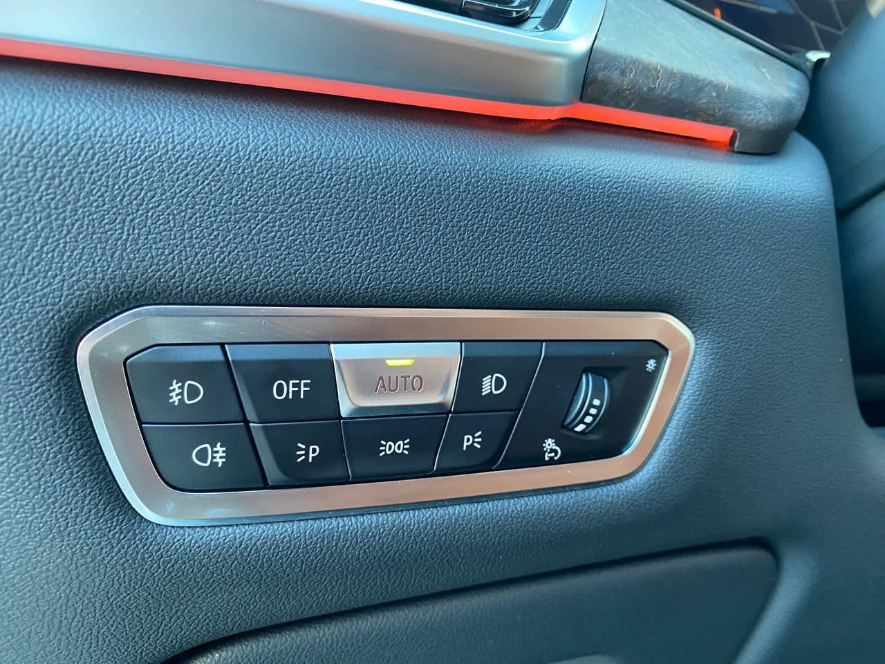 2019 BMW X5 4.0i — Miniatură 18